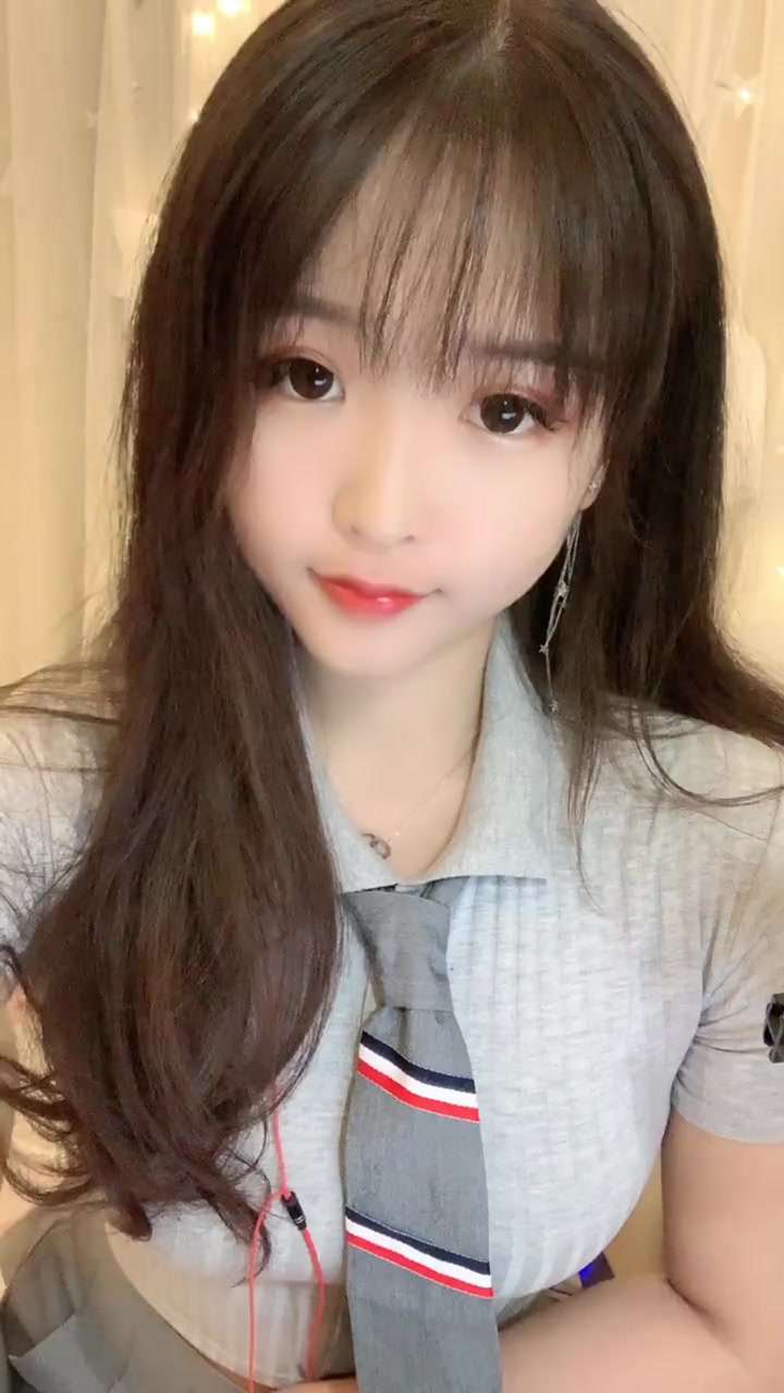 2020年10月21清纯可爱的安琪儿